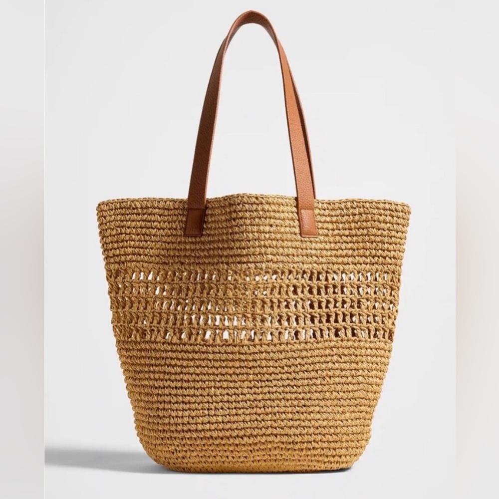 NWT banana republic straw street fair tote